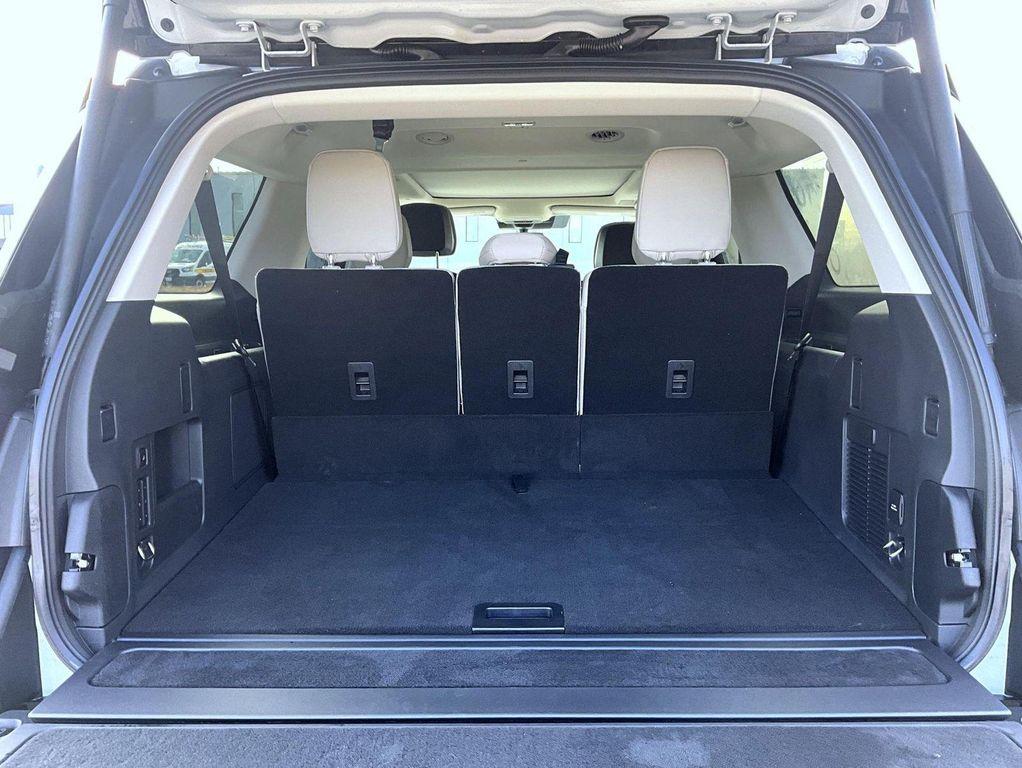 new 2026 Lincoln Navigator car, priced at $108,340