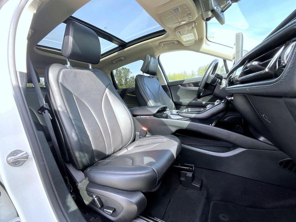 used 2023 Lincoln Nautilus car, priced at $42,124
