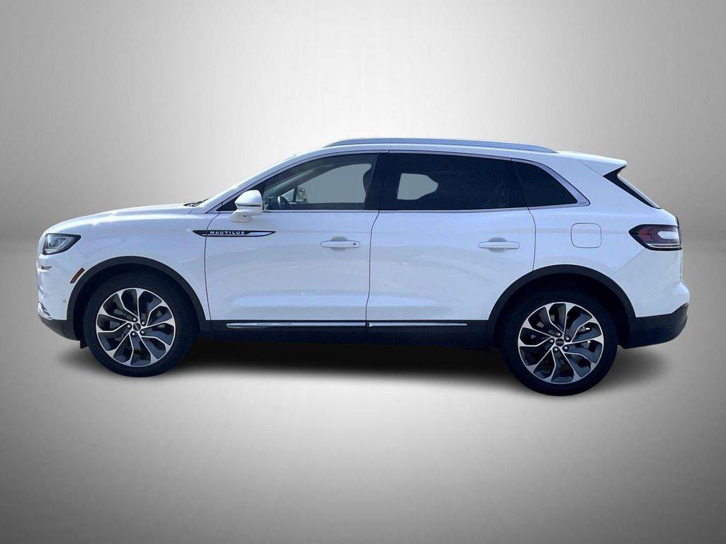 used 2023 Lincoln Nautilus car, priced at $42,124