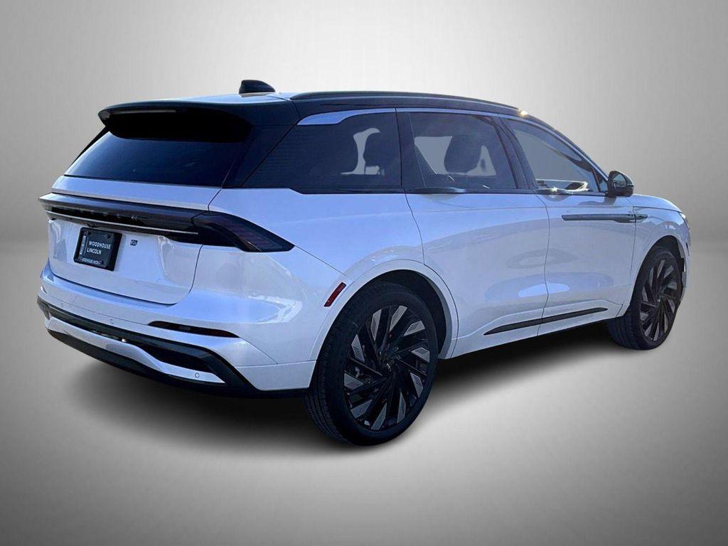 new 2026 Lincoln Nautilus car, priced at $83,375