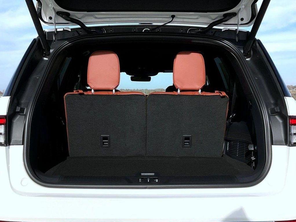 new 2026 Lincoln Aviator car, priced at $75,969