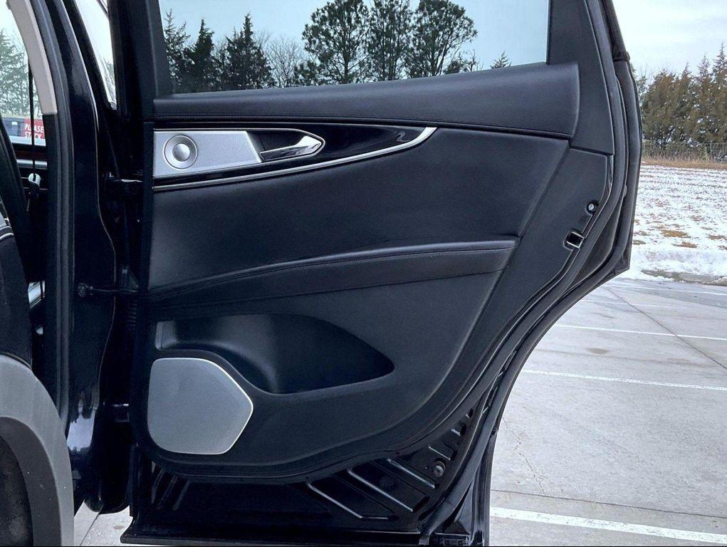 used 2023 Lincoln Nautilus car, priced at $43,990