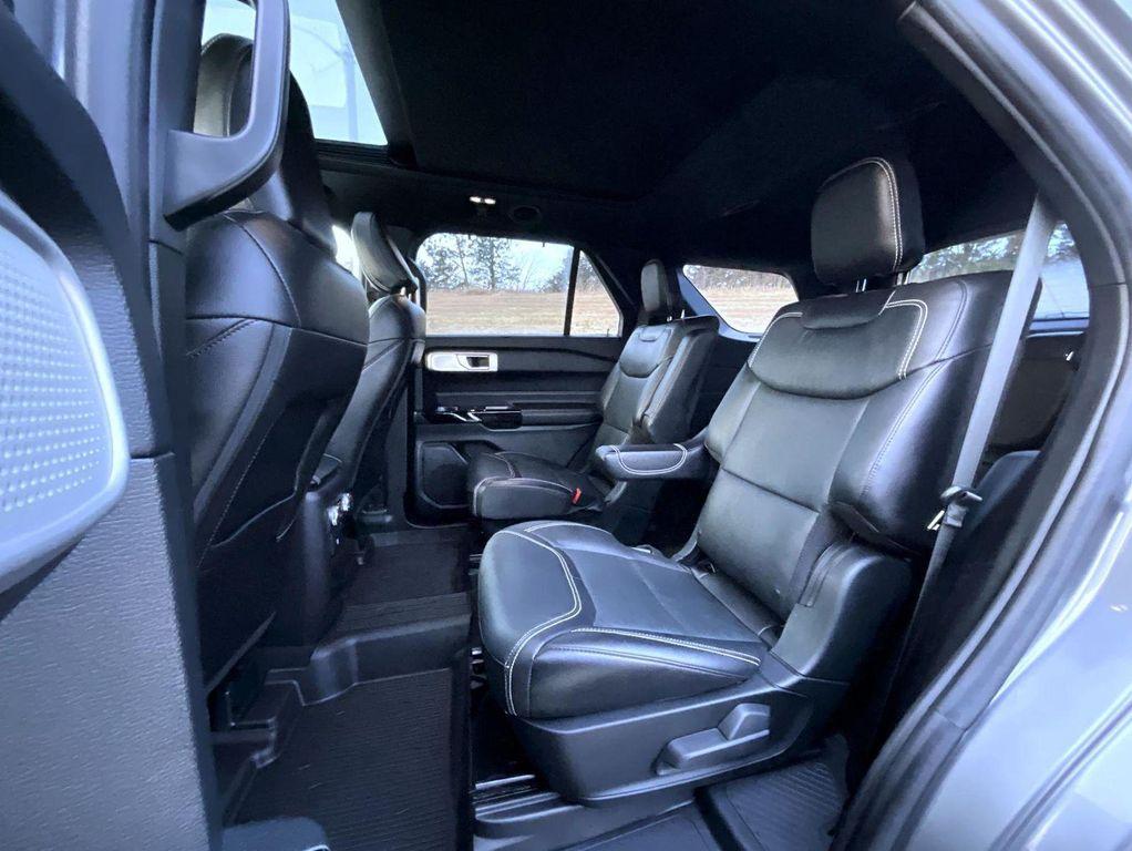 used 2021 Ford Explorer car, priced at $26,640