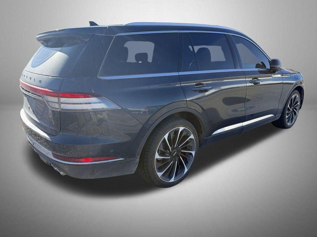used 2021 Lincoln Aviator car, priced at $29,660