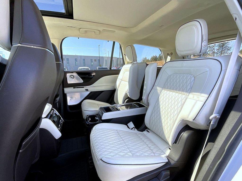 used 2020 Lincoln Aviator car, priced at $26,550