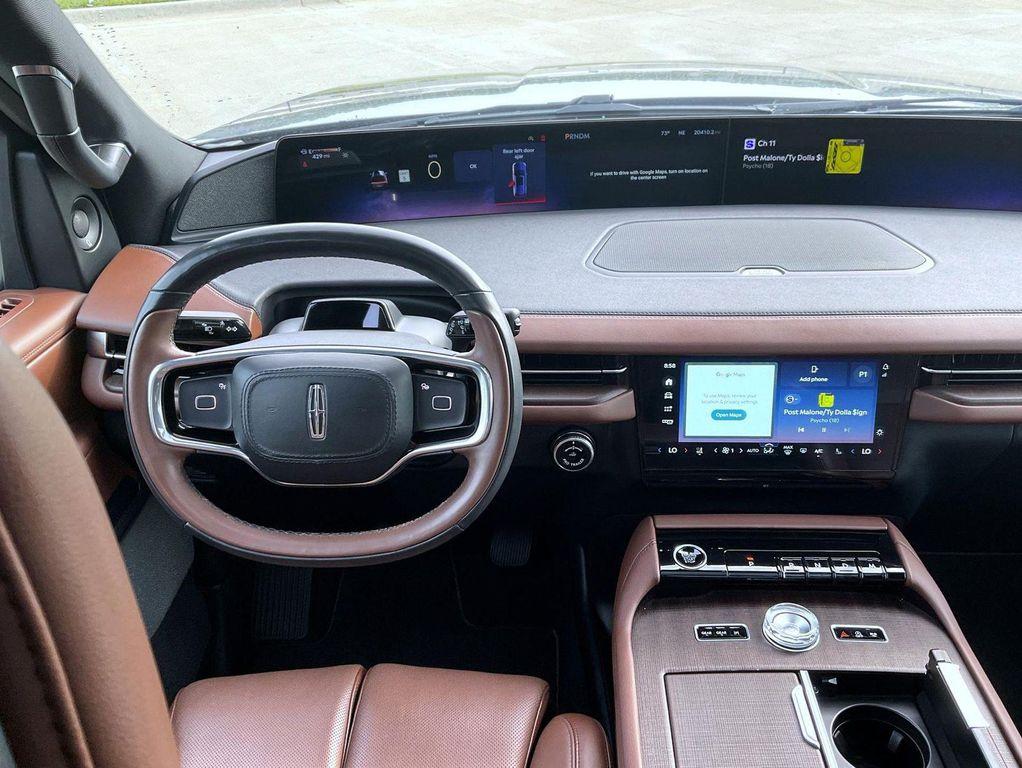 used 2025 Lincoln Navigator car, priced at $83,868