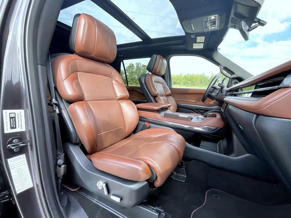 used 2025 Lincoln Navigator car, priced at $83,868