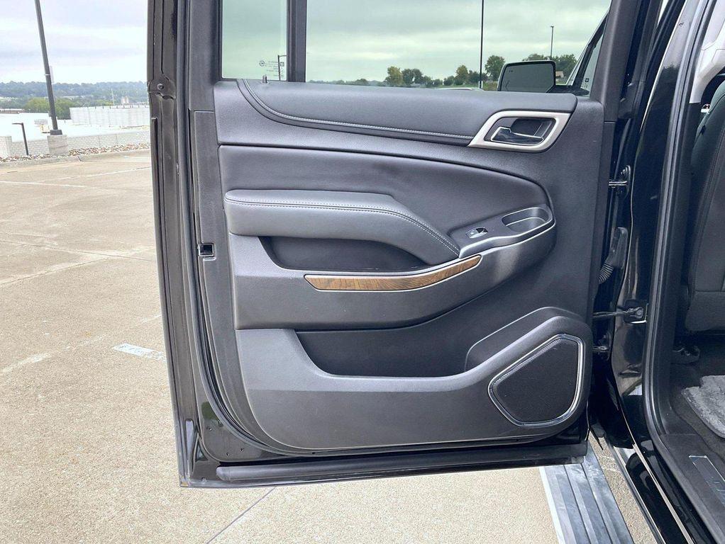 used 2018 GMC Yukon XL car, priced at $17,629