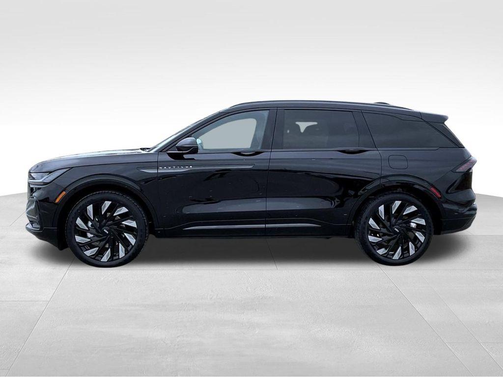 new 2026 Lincoln Nautilus car, priced at $68,275