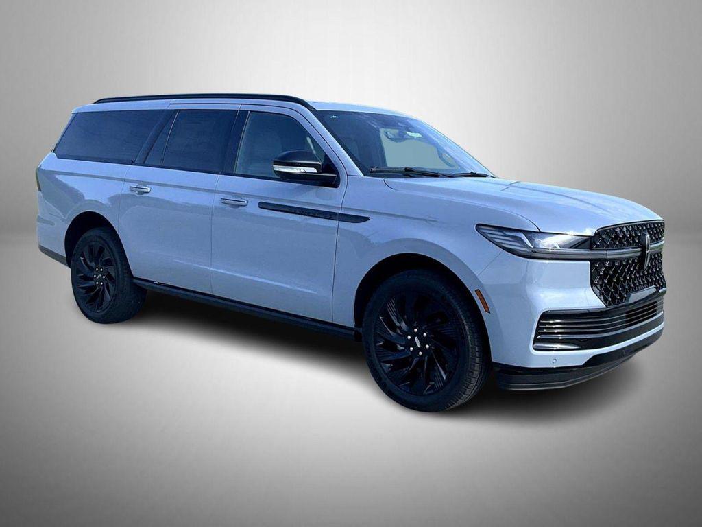 new 2027 Lincoln Navigator car, priced at $114,090