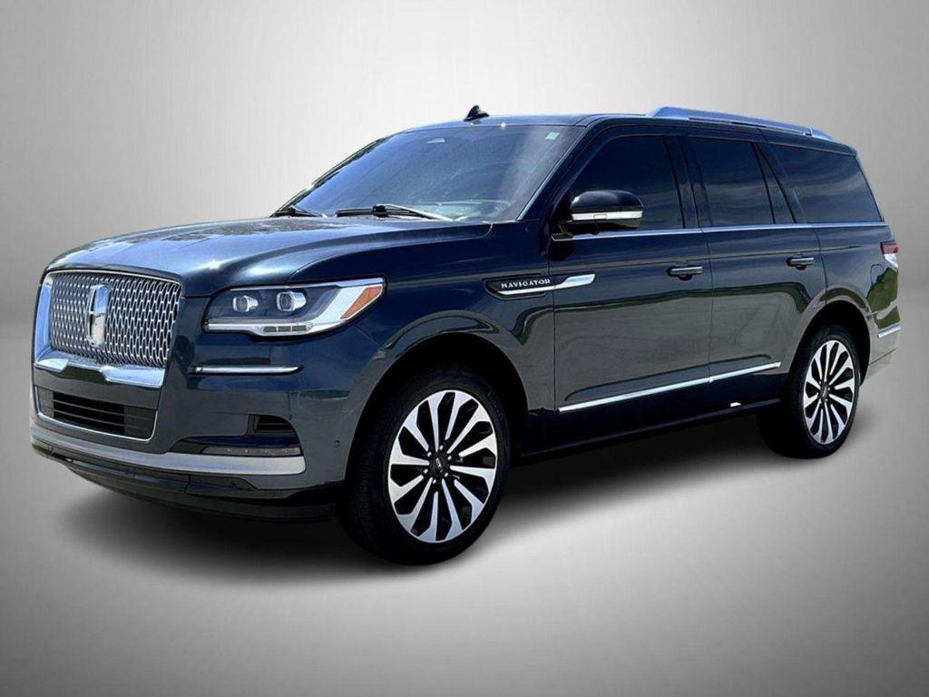 used 2024 Lincoln Navigator car, priced at $69,287