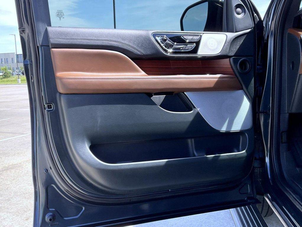 used 2024 Lincoln Navigator car, priced at $69,287