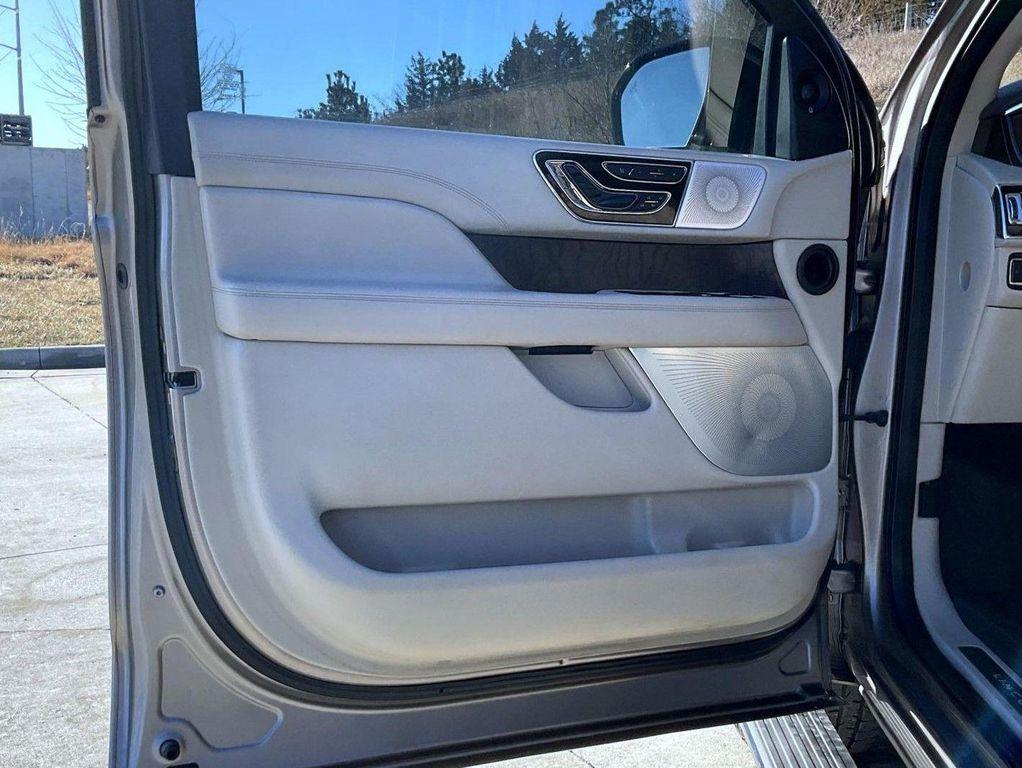 used 2019 Lincoln Navigator L car, priced at $33,540