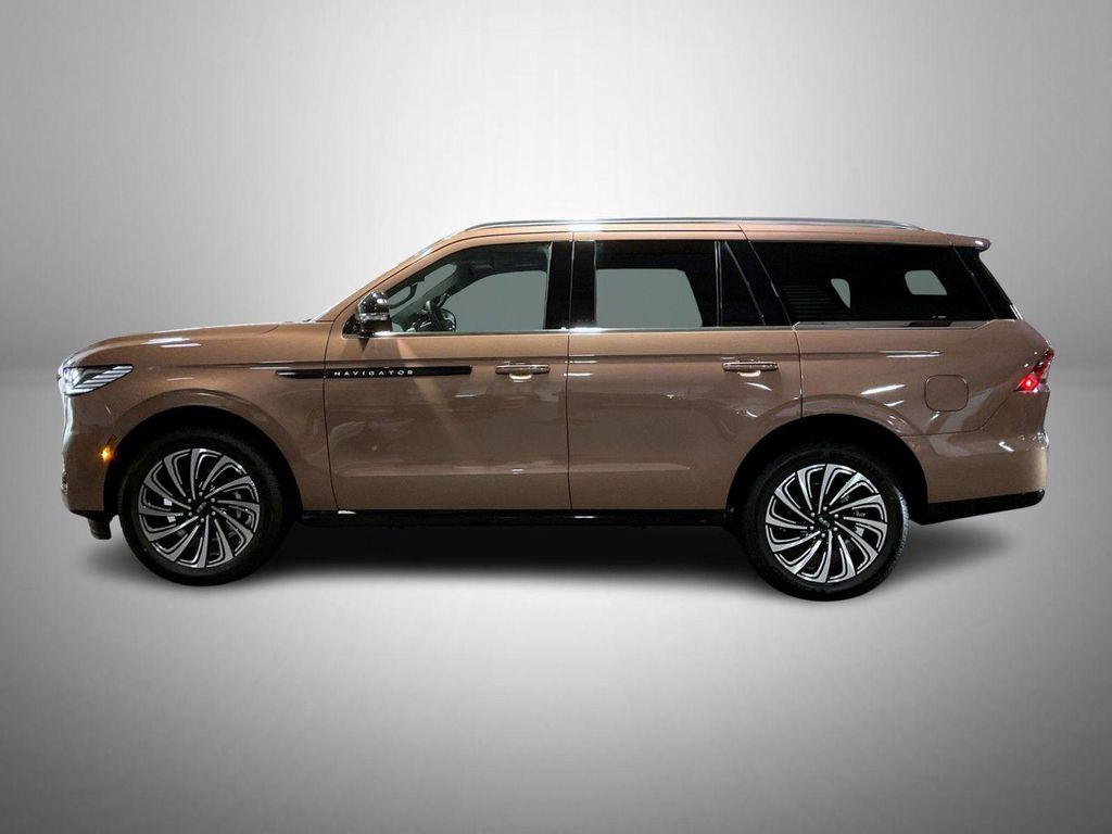 new 2026 Lincoln Navigator car, priced at $124,420