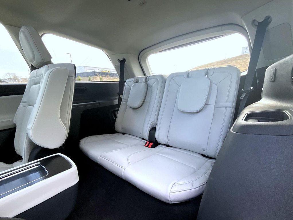 new 2026 Lincoln Aviator car, priced at $85,050