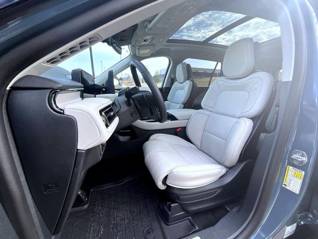 new 2026 Lincoln Aviator car, priced at $85,050