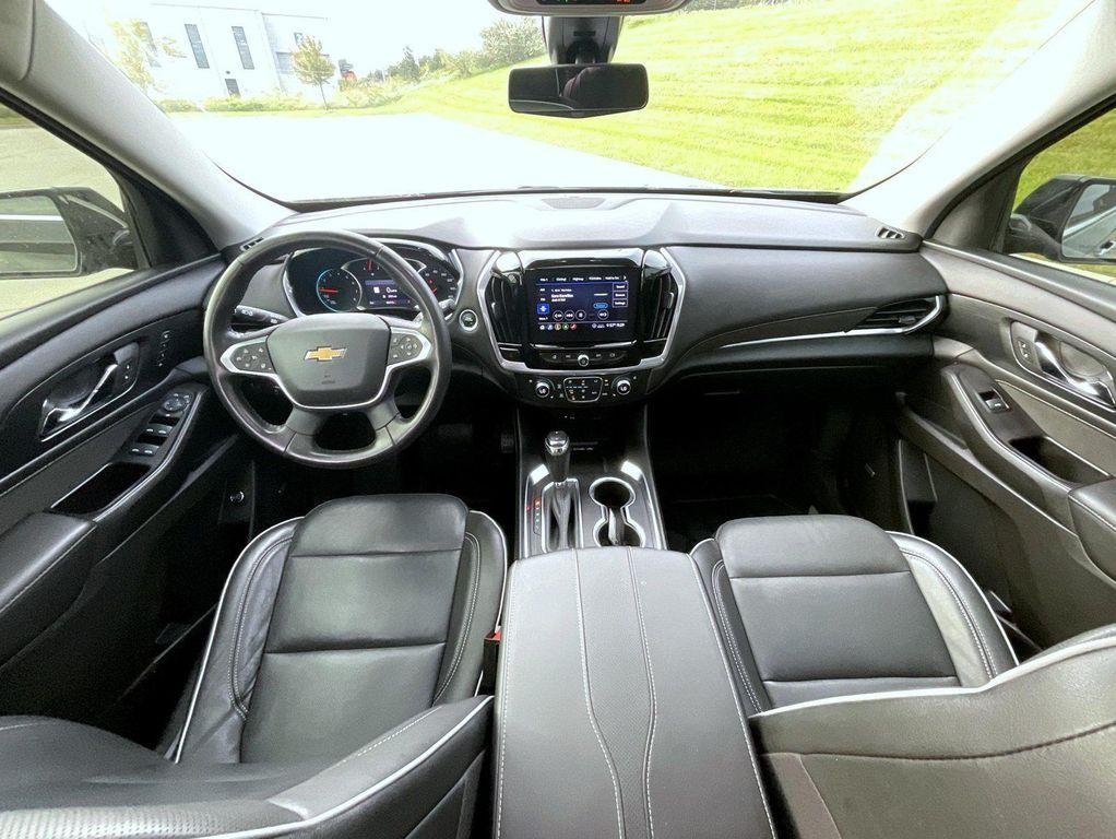 used 2020 Chevrolet Traverse car, priced at $29,198