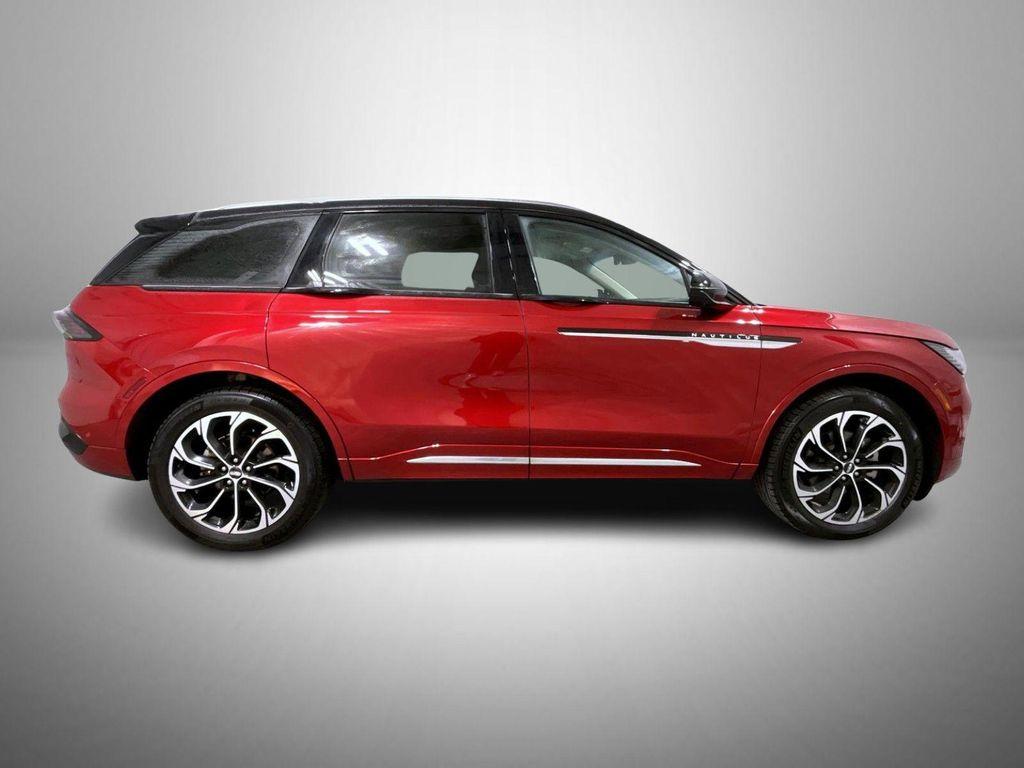 used 2024 Lincoln Nautilus car, priced at $47,240