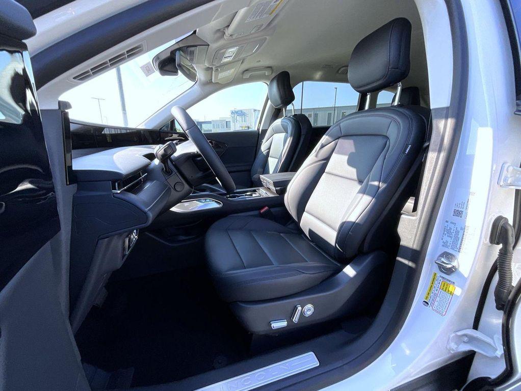 new 2026 Lincoln Nautilus car, priced at $60,490