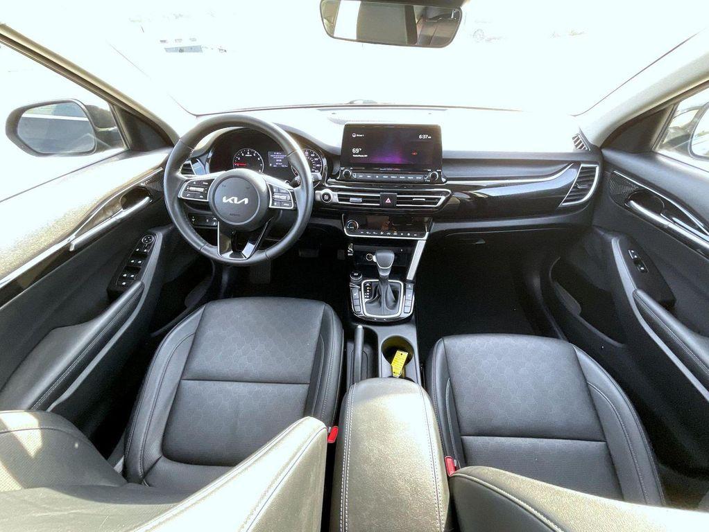 used 2022 Kia Seltos car, priced at $18,999