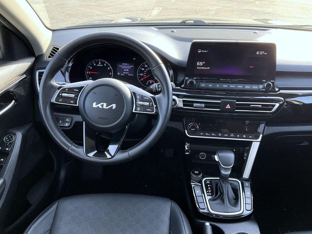 used 2022 Kia Seltos car, priced at $18,999