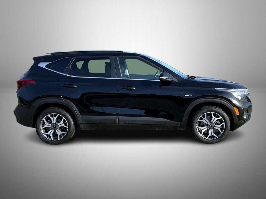 used 2022 Kia Seltos car, priced at $18,999