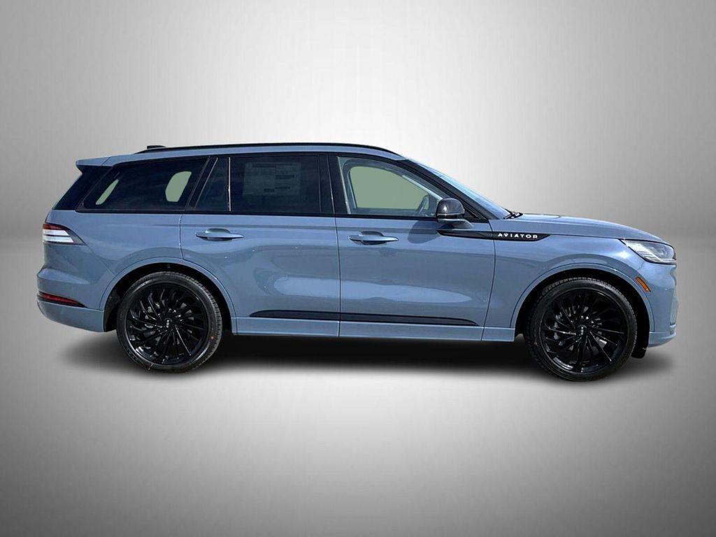 new 2026 Lincoln Aviator car, priced at $84,669