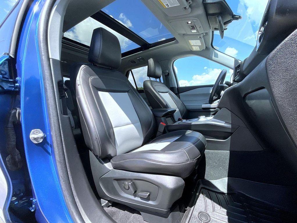used 2023 Ford Explorer car, priced at $33,564