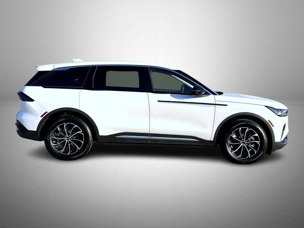 new 2026 Lincoln Nautilus car, priced at $60,489
