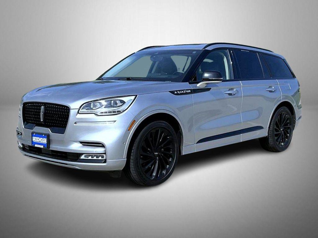 used 2023 Lincoln Aviator car, priced at $40,294