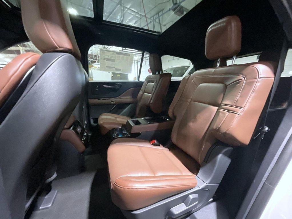 new 2026 Lincoln Aviator car, priced at $75,954