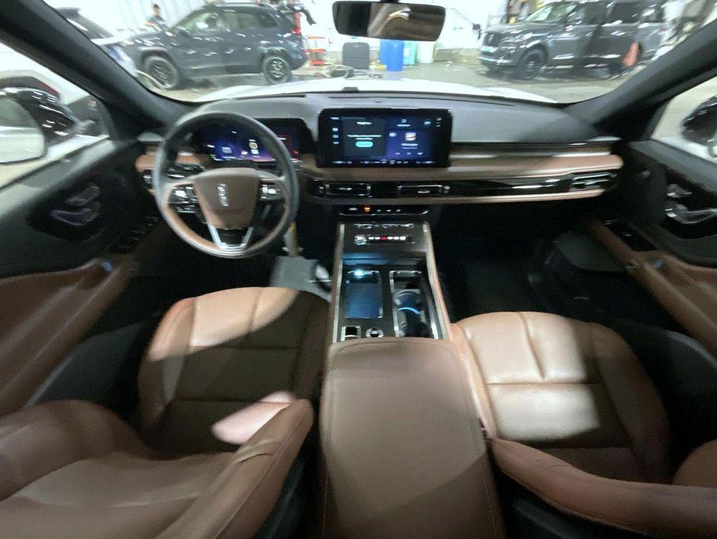 new 2026 Lincoln Aviator car, priced at $75,954