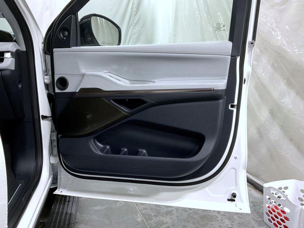 new 2026 Lincoln Navigator car, priced at $123,670