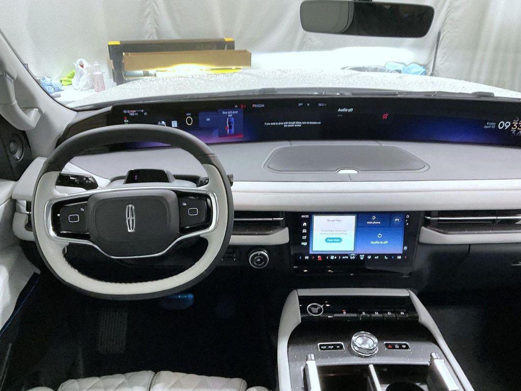 new 2026 Lincoln Navigator car, priced at $123,670