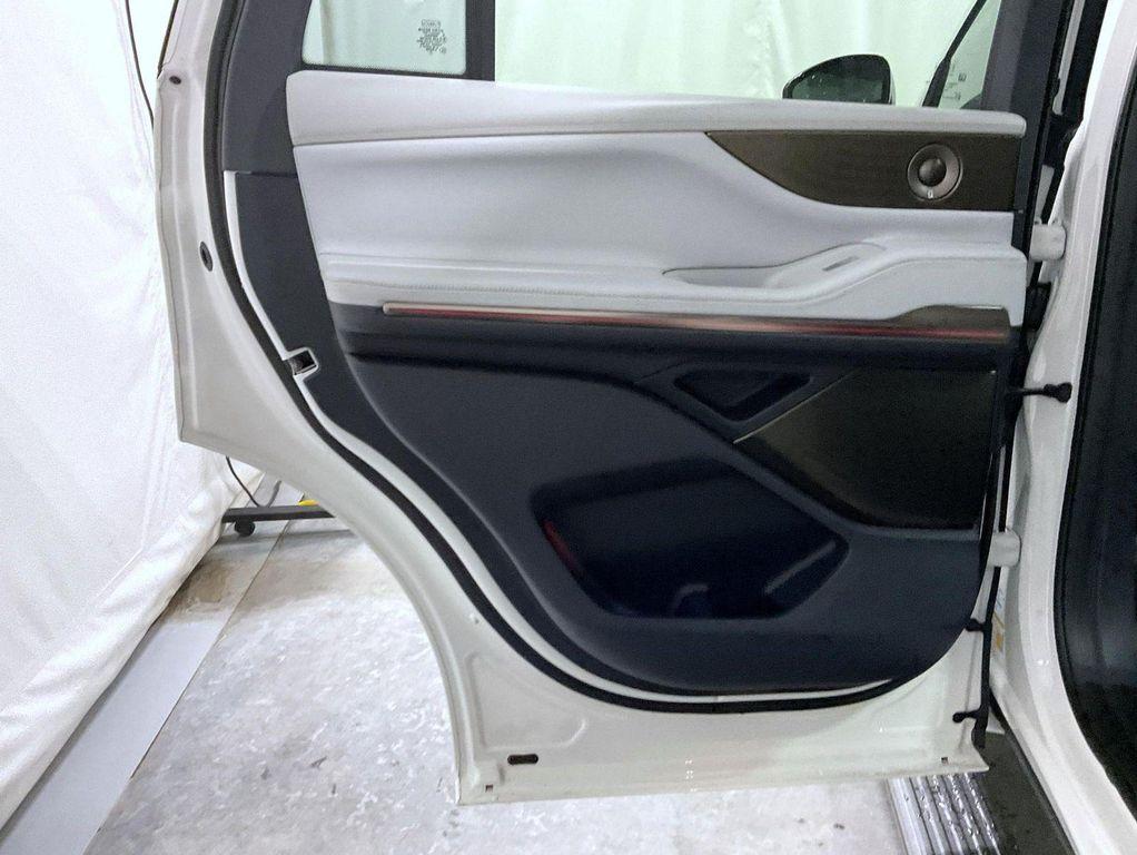 new 2026 Lincoln Navigator car, priced at $123,670