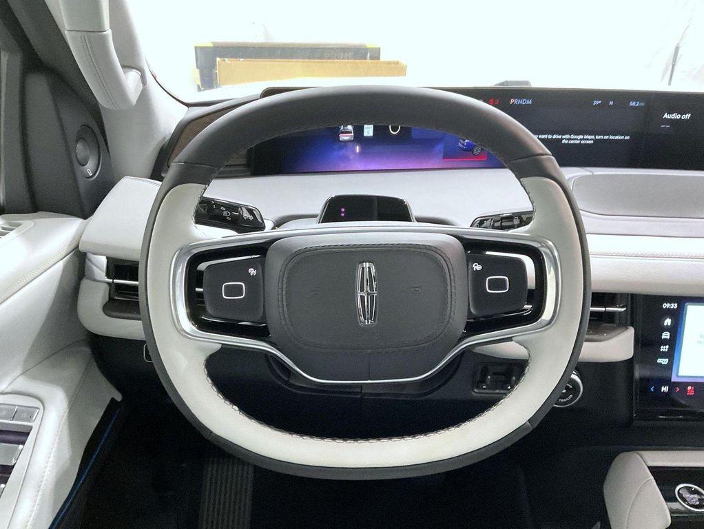 new 2026 Lincoln Navigator car, priced at $123,670