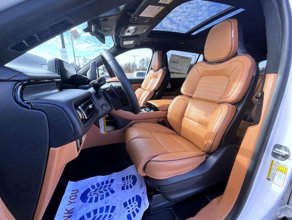 new 2026 Lincoln Aviator car, priced at $91,005