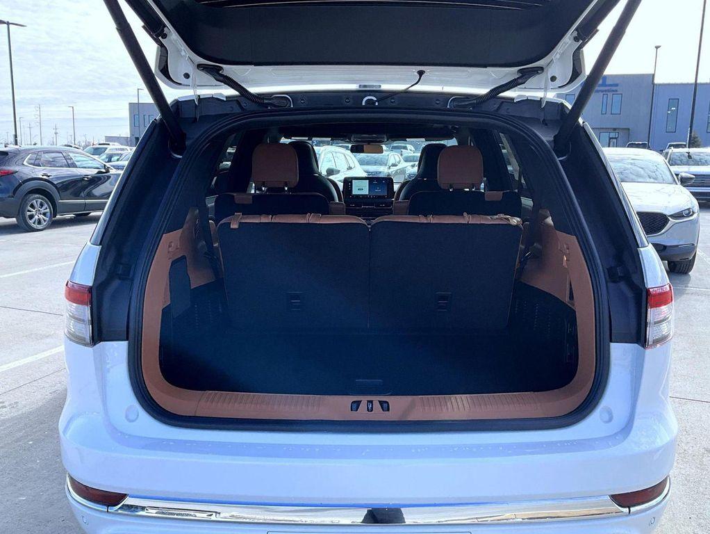 new 2026 Lincoln Aviator car, priced at $91,005