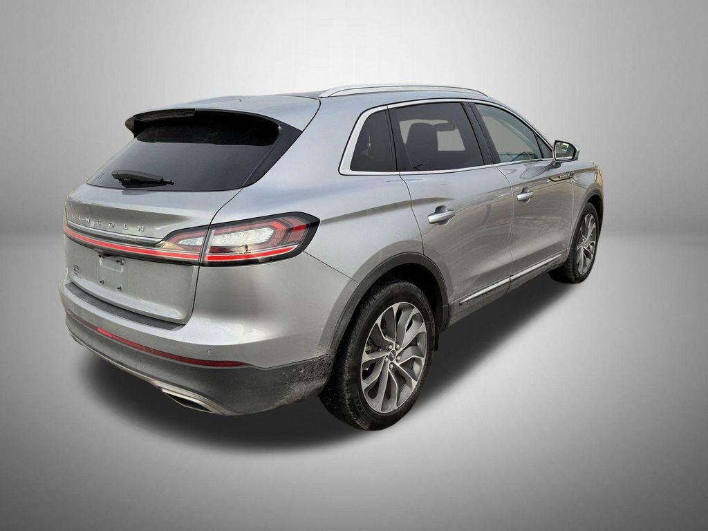 used 2022 Lincoln Nautilus car, priced at $33,484