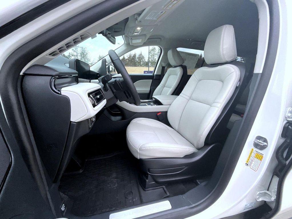 new 2026 Lincoln Aviator car, priced at $62,305