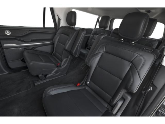 new 2025 Lincoln Navigator car, priced at $126,335