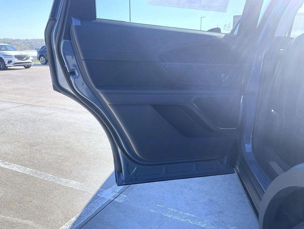 new 2026 Lincoln Nautilus car, priced at $65,190