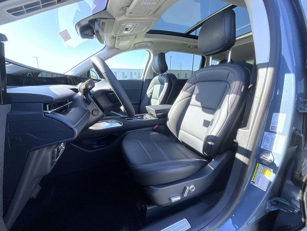 new 2026 Lincoln Nautilus car, priced at $65,190