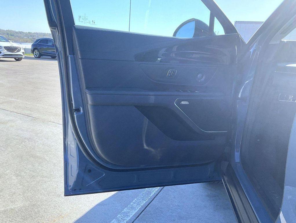 new 2026 Lincoln Nautilus car, priced at $65,190