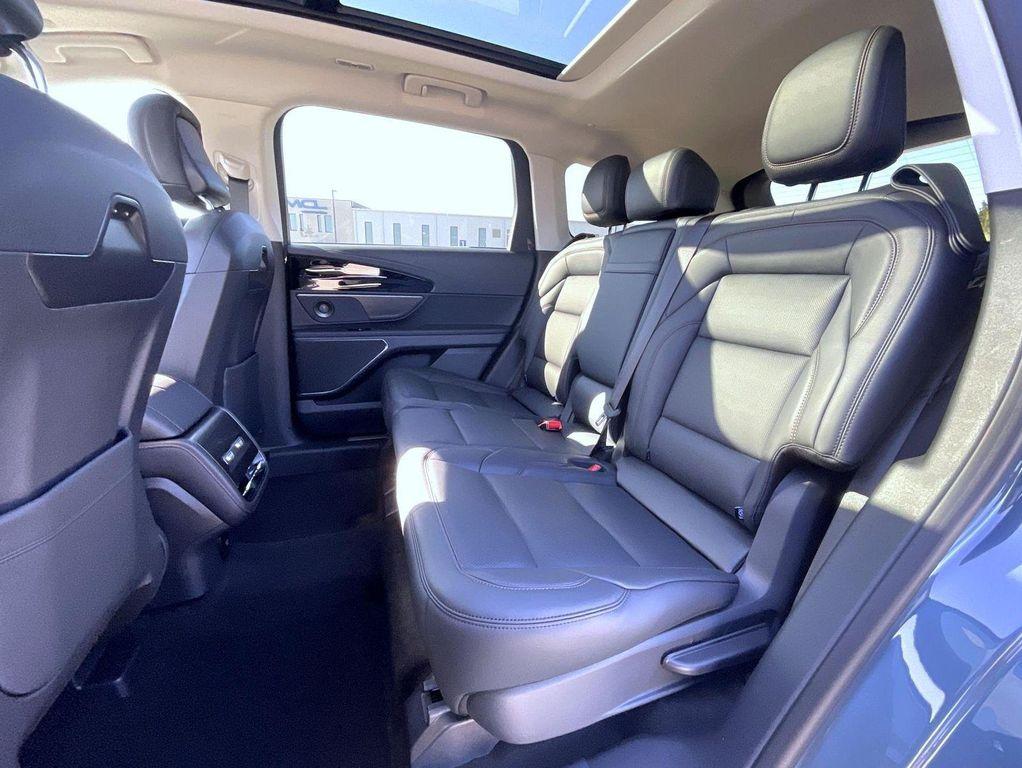 new 2026 Lincoln Nautilus car, priced at $65,190