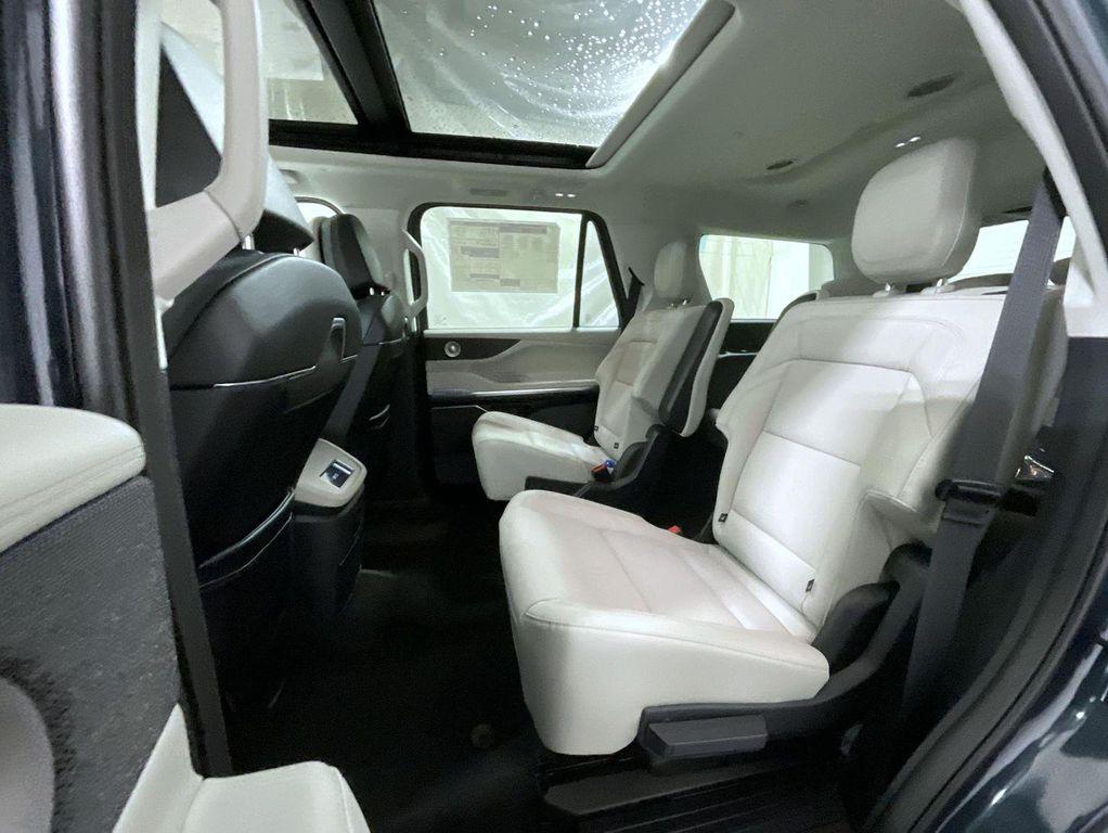 new 2026 Lincoln Navigator car, priced at $109,140