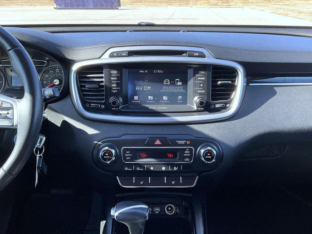 used 2019 Kia Sorento car, priced at $13,759