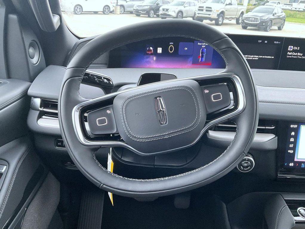 new 2026 Lincoln Navigator car, priced at $108,689