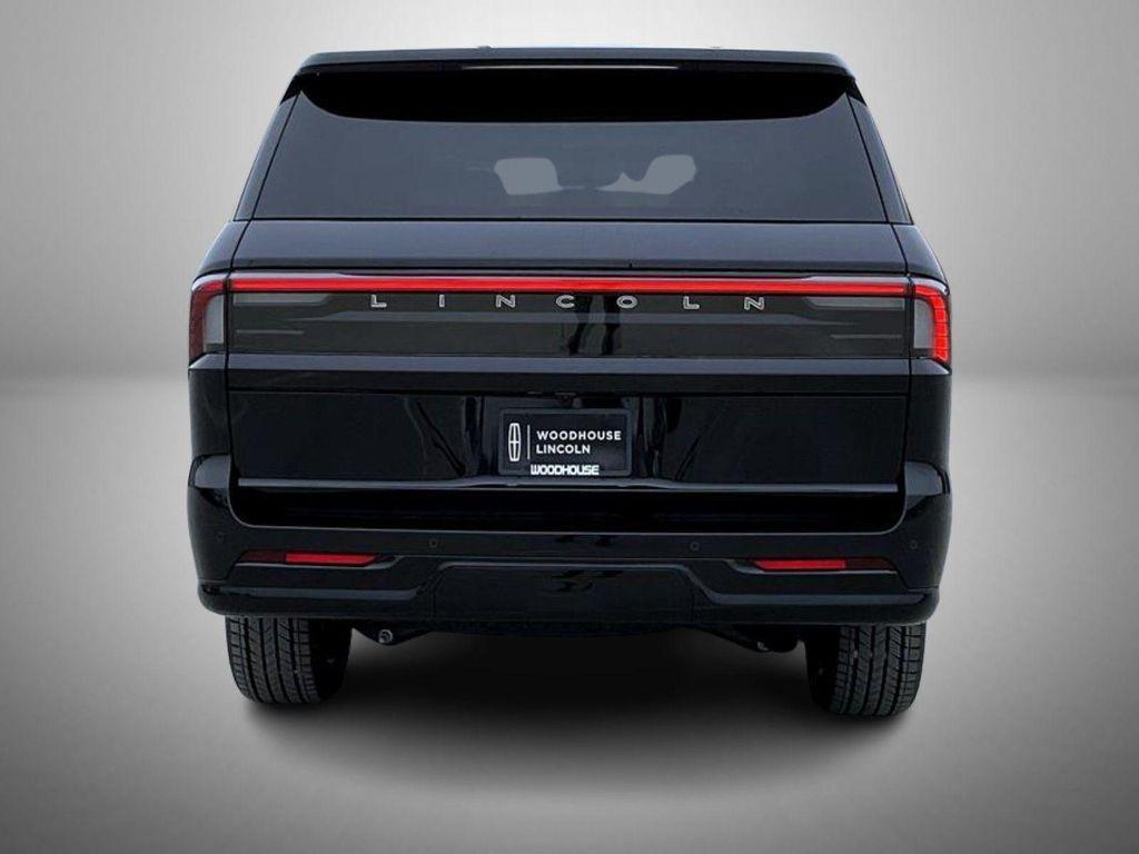 new 2026 Lincoln Navigator car, priced at $107,590