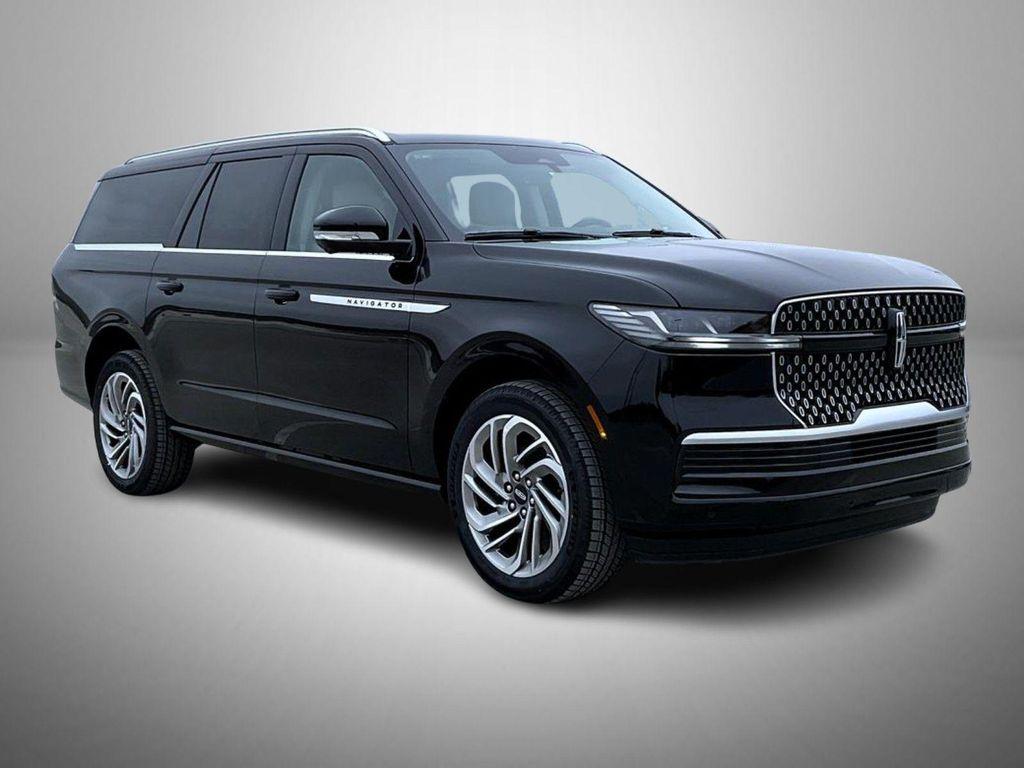 new 2026 Lincoln Navigator car, priced at $107,590